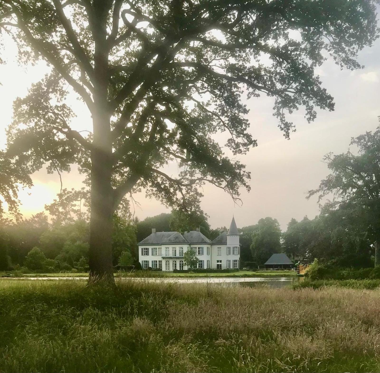 B&B Kasteel Den Tip Arendonk Exteriör bild